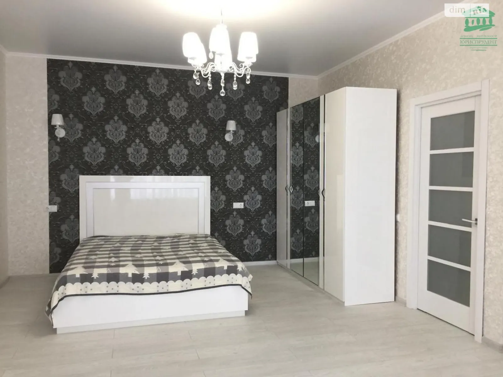 Продается 1-комнатная квартира 54 кв. м в Крыжановке, цена: 50000 $ - фото 1
