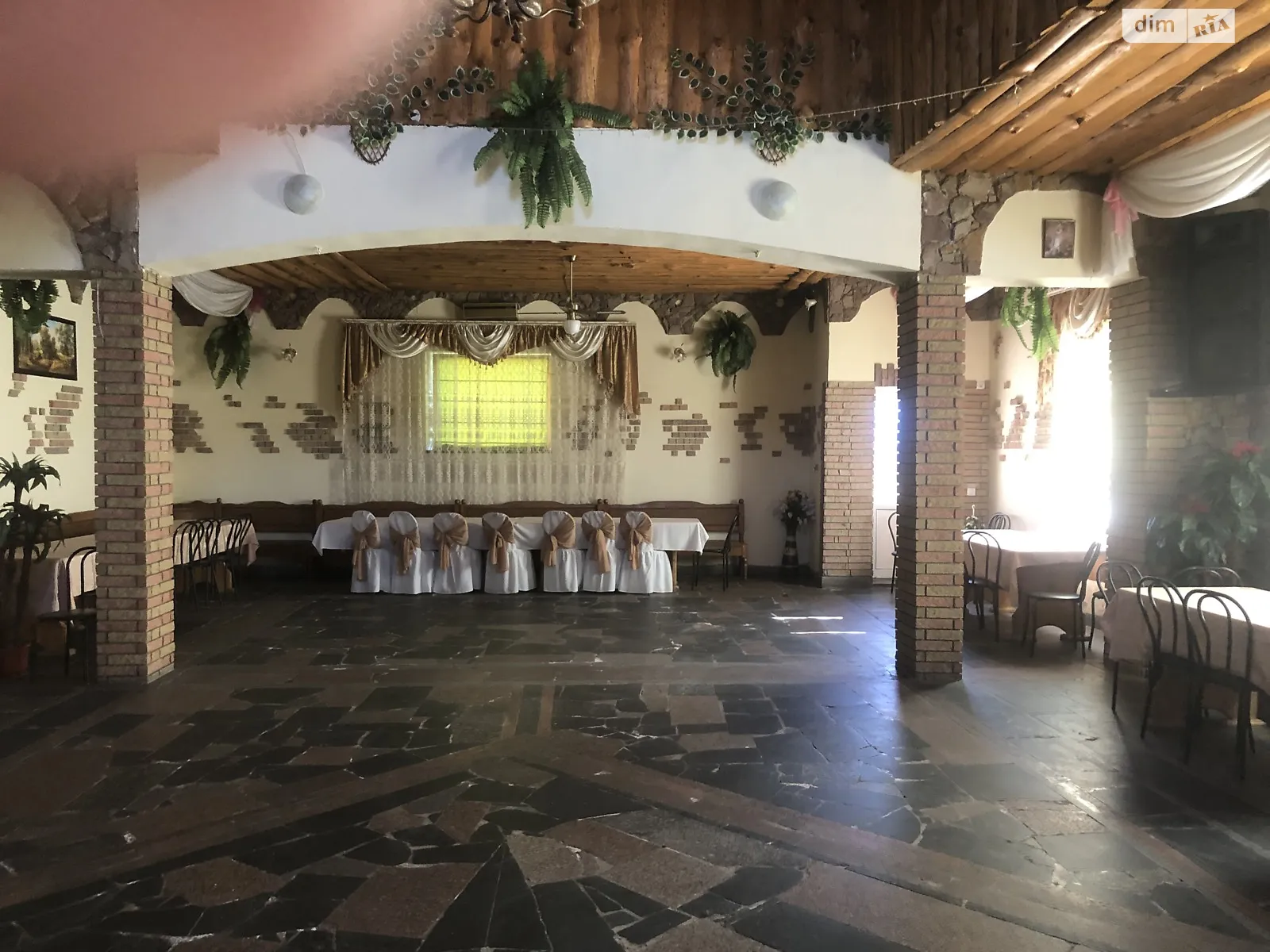 Продается объект сферы услуг 300 кв. м в 1-этажном здании, цена: 175000 $ - фото 1