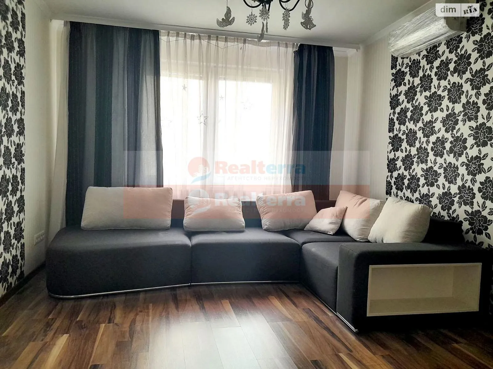 Продается 2-комнатная квартира 72.2 кв. м в Киеве, цена: 75000 $ - фото 1