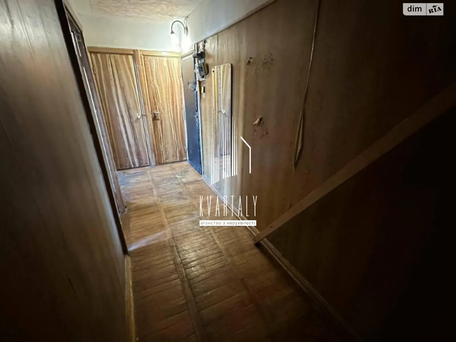 Продается 3-комнатная квартира 69 кв. м в Киеве, просп. Павла Тычины, 28 - фото 1