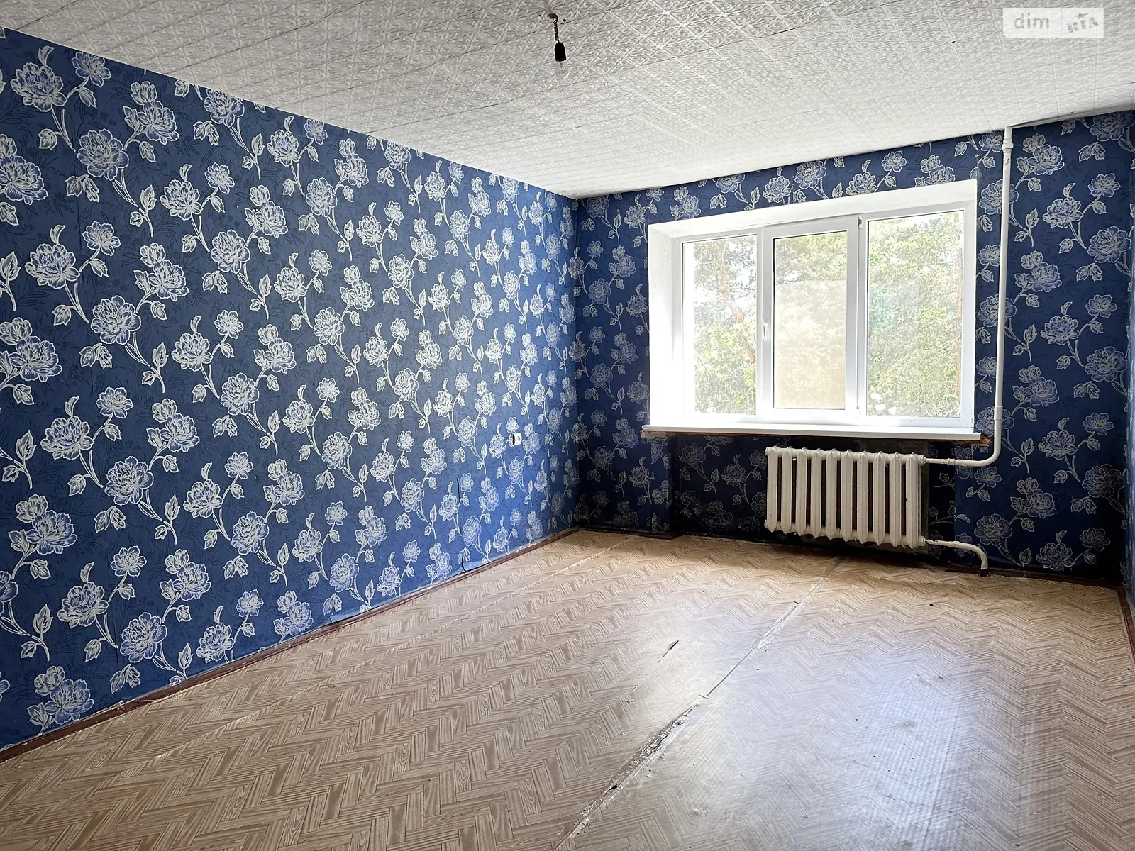 Продается 1-комнатная квартира 40 кв. м в Чернигове - фото 1