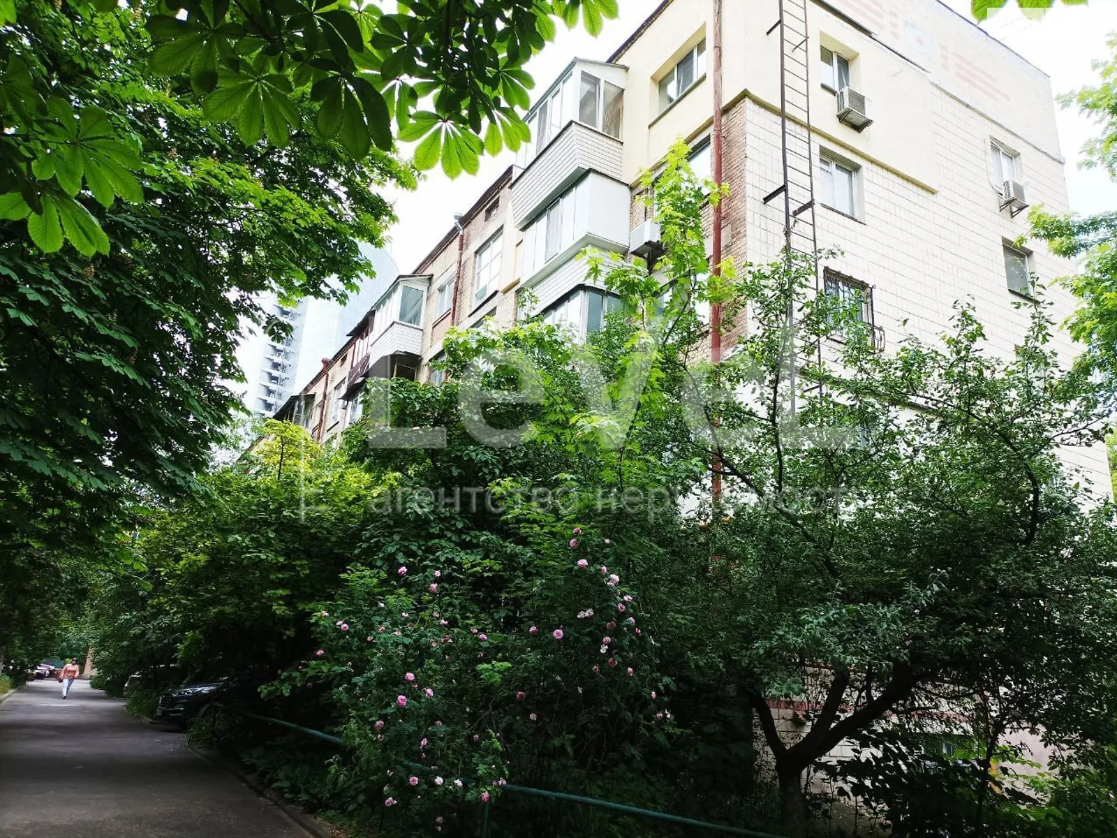 Продается 2-комнатная квартира 43.9 кв. м в Киеве, ул. Мечникова, 8 - фото 1