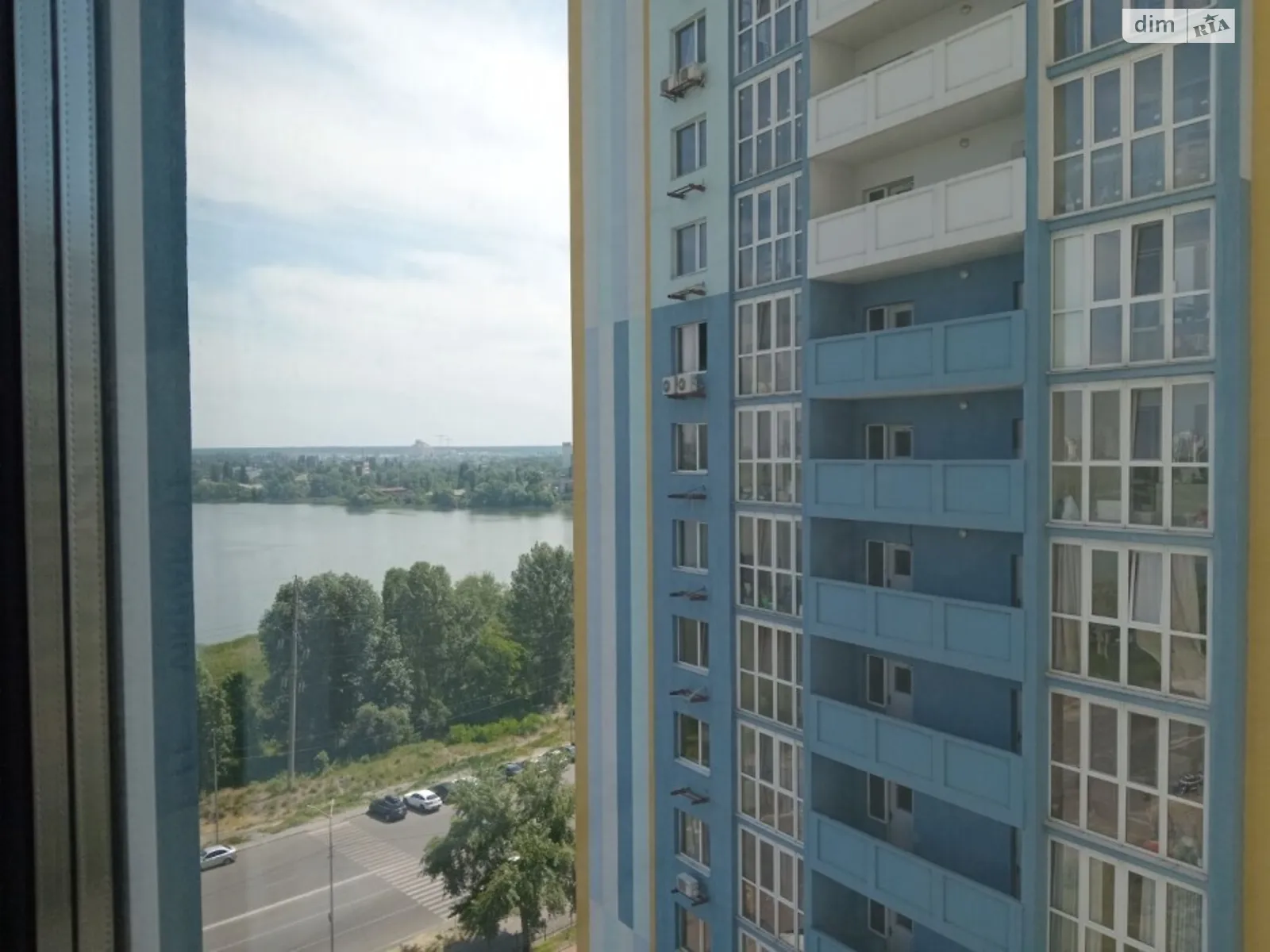Продается 1-комнатная квартира 36.8 кв. м в Киеве, ул. Вишняковская, 4 - фото 1