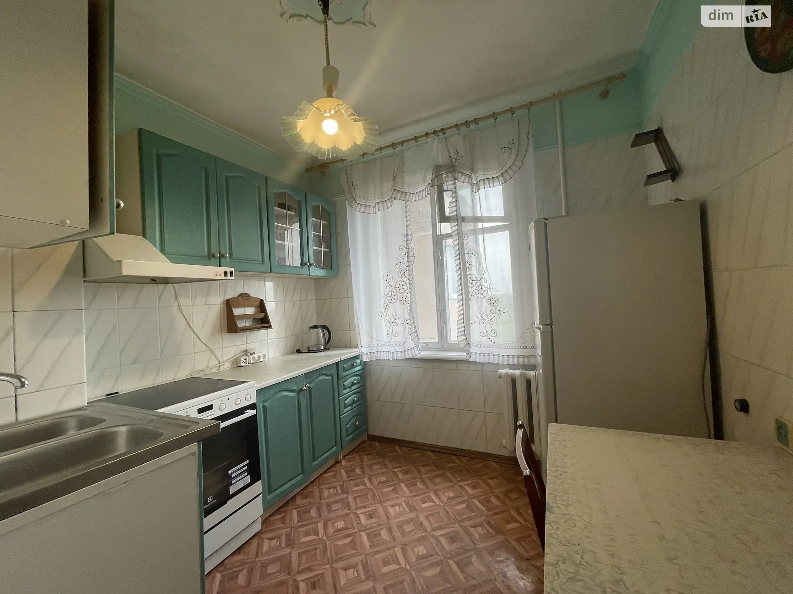 Продается 3-комнатная квартира 67.9 кв. м в Черноморске, цена: 39000 $ - фото 1