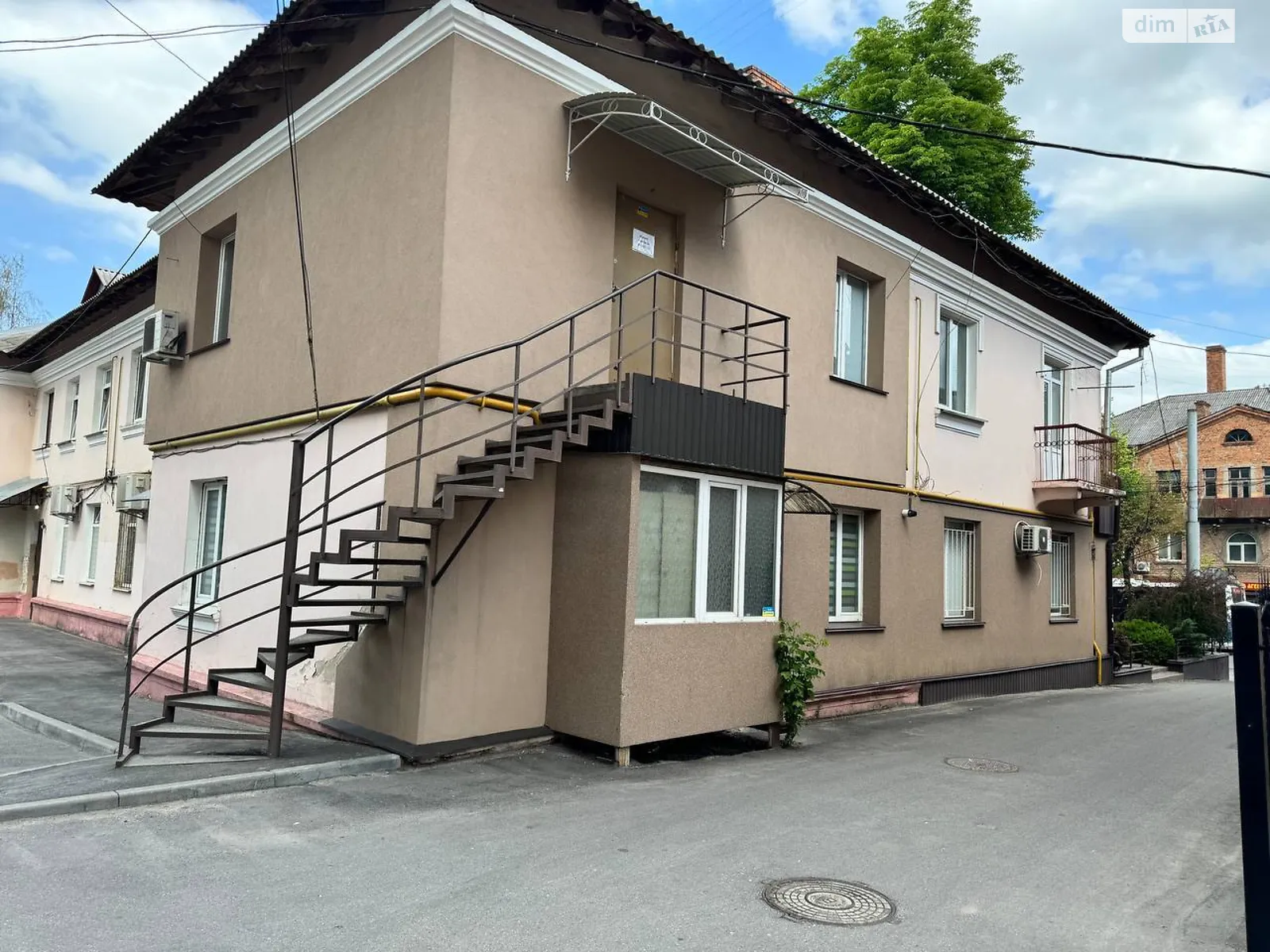 Продается офис 42 кв. м в бизнес-центре, цена: 36500 $