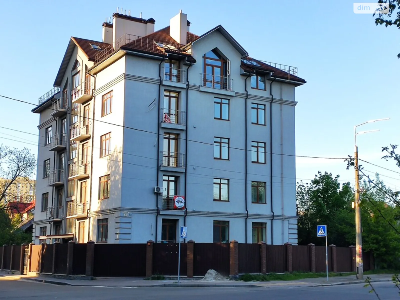 Продается 4-комнатная квартира 135.9 кв. м в Киеве, ул. Белицкая, 108 - фото 1