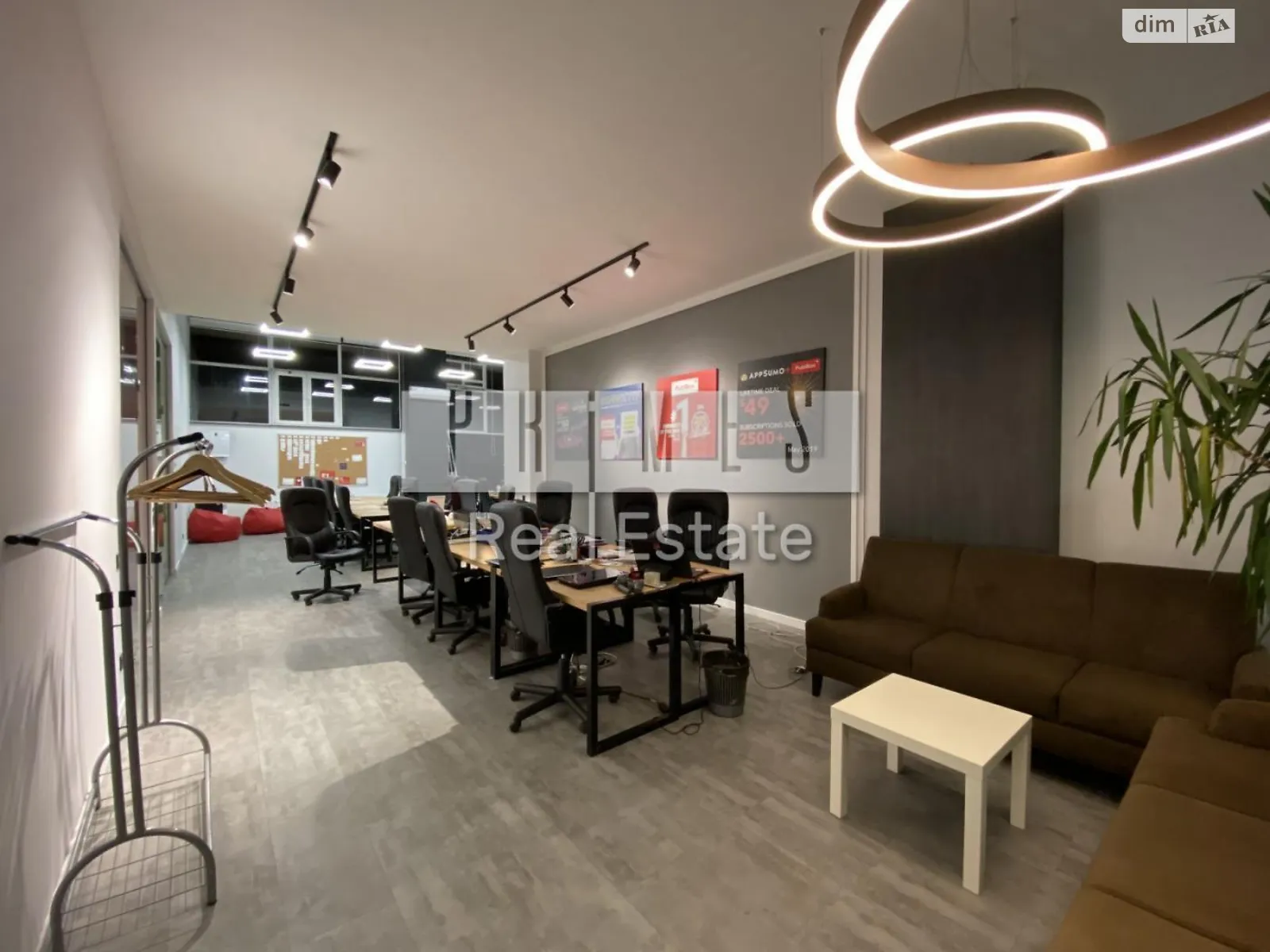 Продается офис 155 кв. м в бизнес-центре, цена: 270000 $ - фото 1