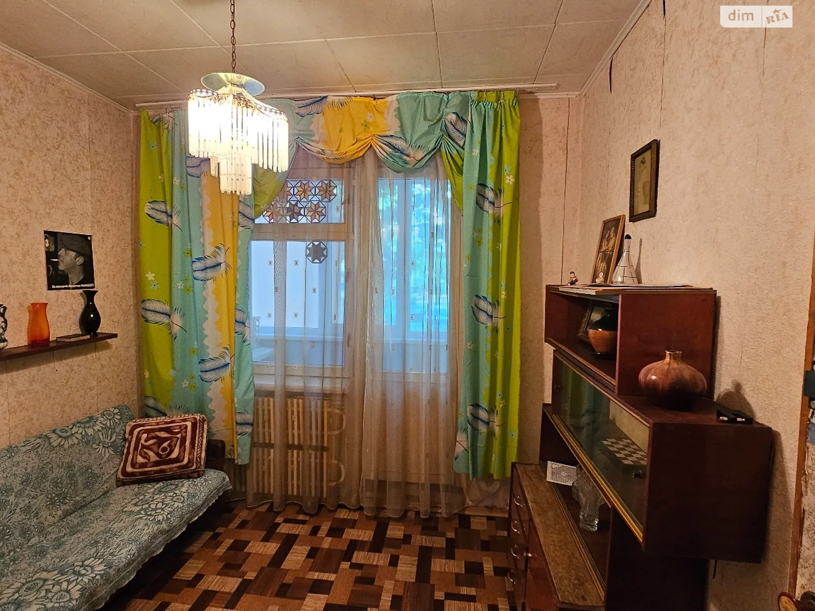 Продается 3-комнатная квартира 64 кв. м в Каменском, ул. Харьковская, 35 - фото 1