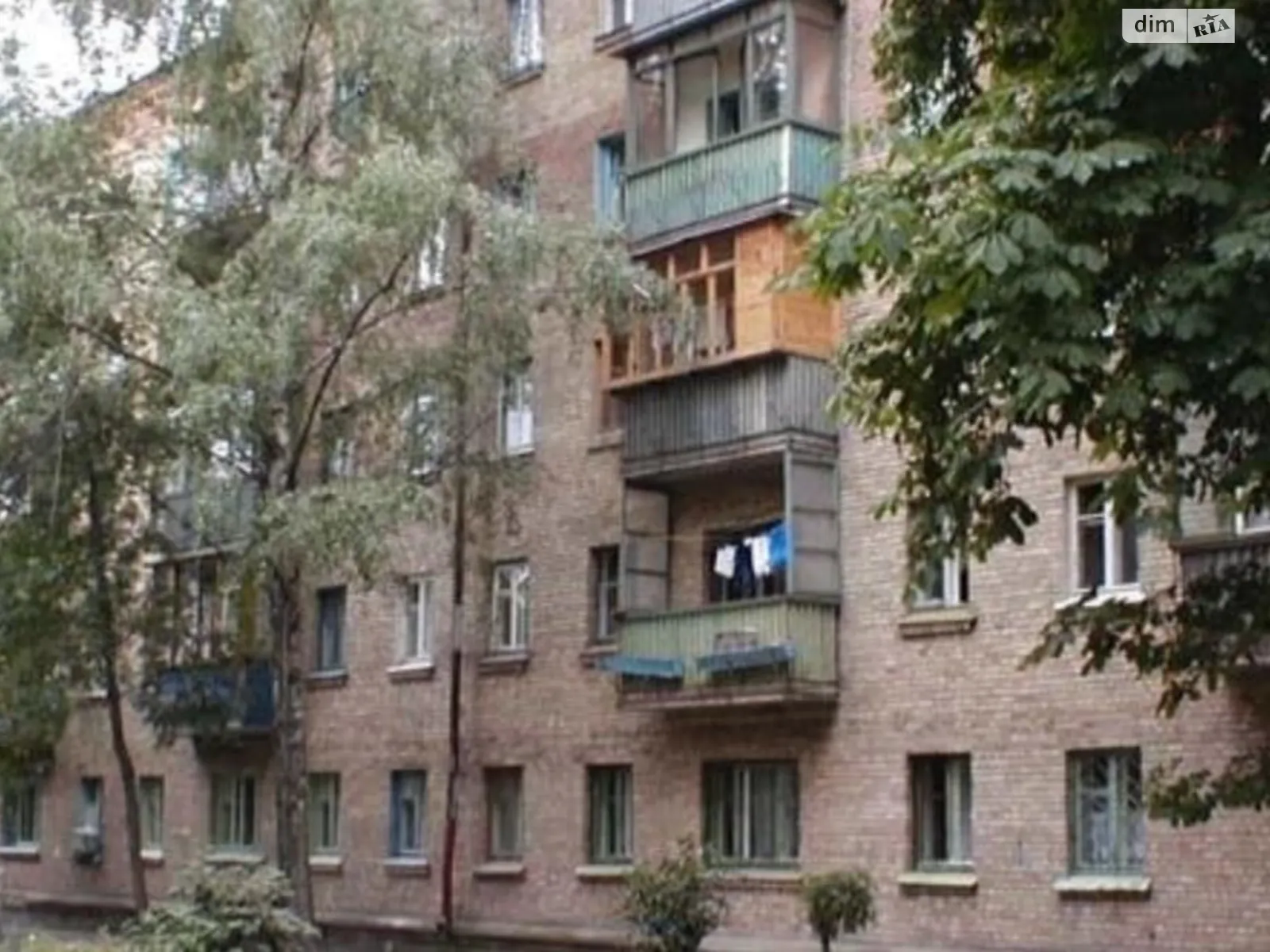 Продается 2-комнатная квартира 46 кв. м в Киеве, ул. Елены Телиги, 37А