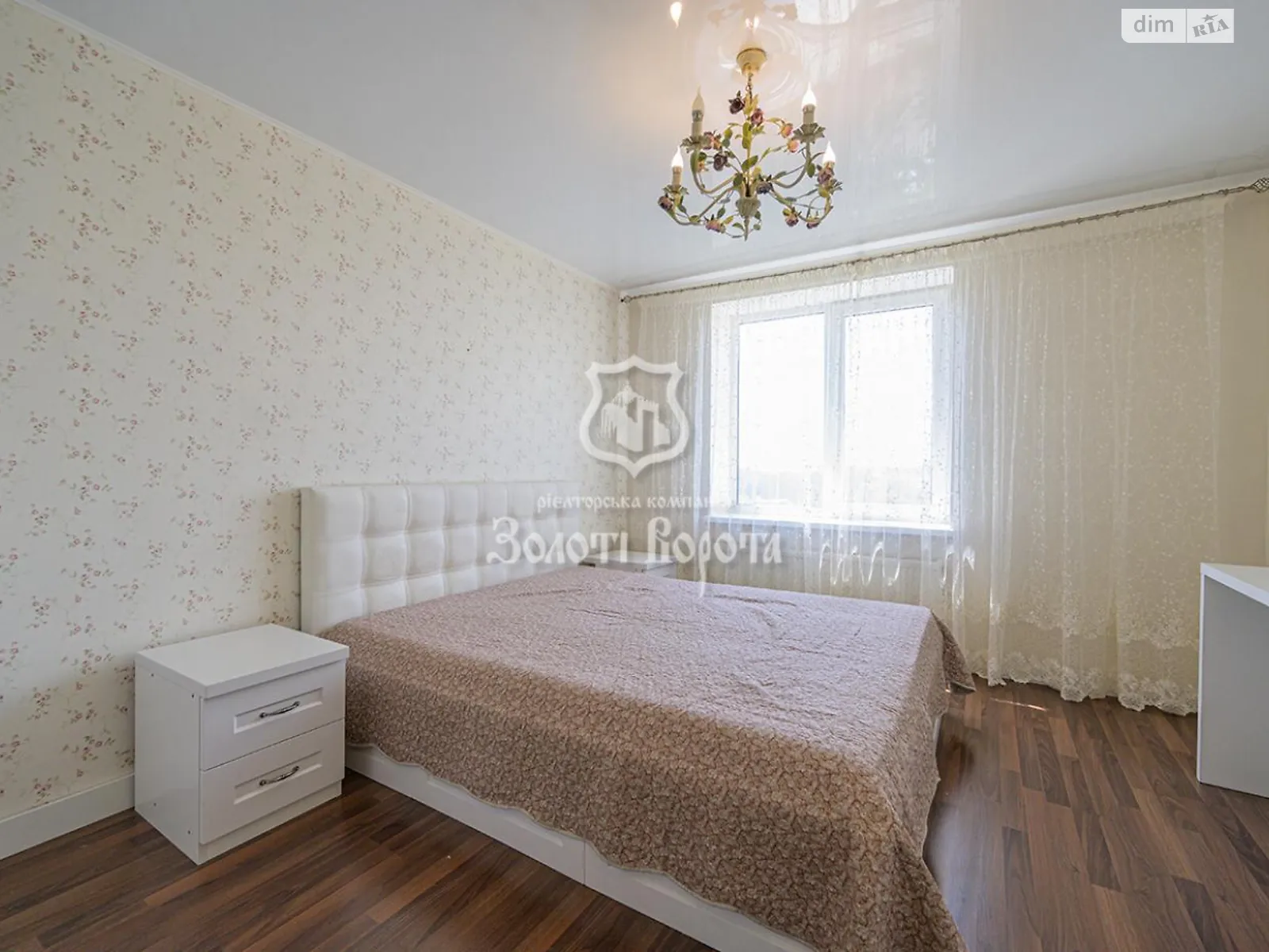 Продается 2-комнатная квартира 60 кв. м в Петропавловской Борщаговке, ул. Соборная(Ленина) - фото 1