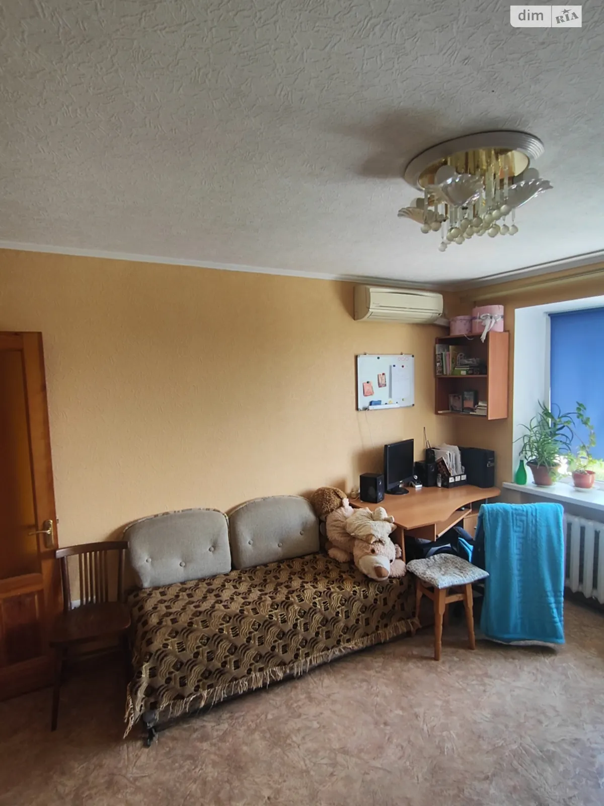 Продается 1-комнатная квартира 36 кв. м в Днепре, ул. Осенняя, 9Б