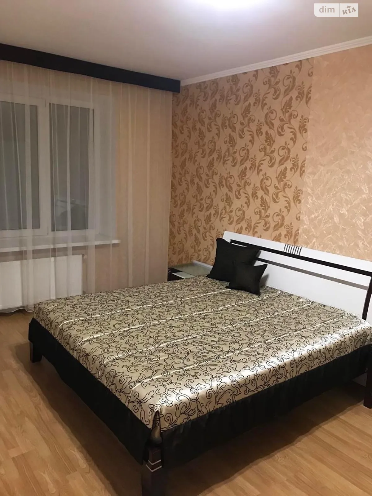Продается 1-комнатная квартира 63 кв. м в Виннице, ул. Зодчих - фото 1