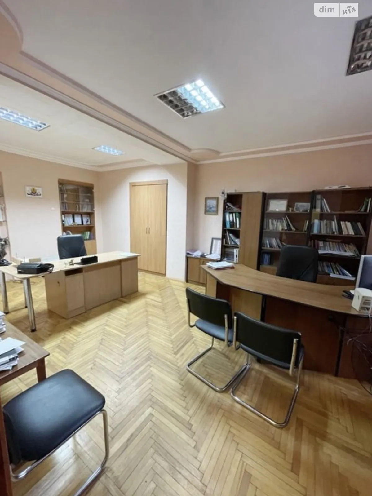 Продається 1-кімнатна квартира 42 кв. м у Кропивницькому, вул. Київська