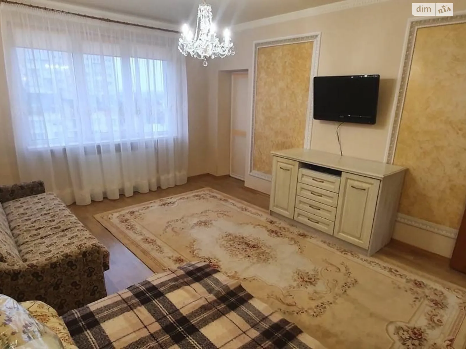 Сдается в аренду 1-комнатная квартира 45 кв. м в Львове, цена: 15000 грн - фото 1