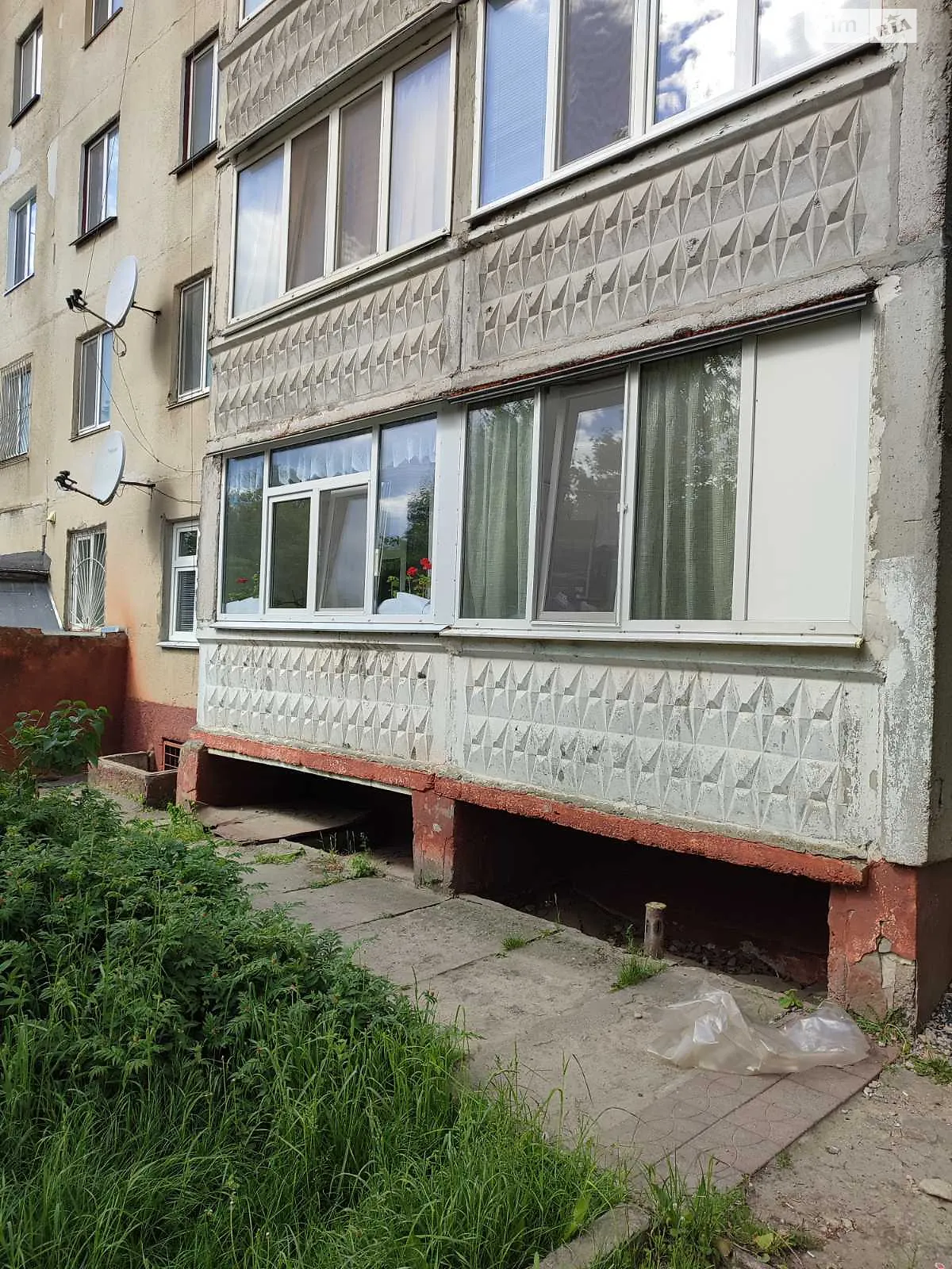 Продается 1-комнатная квартира 34 кв. м в Хмельницком, ул. Прибугская, 42 - фото 1