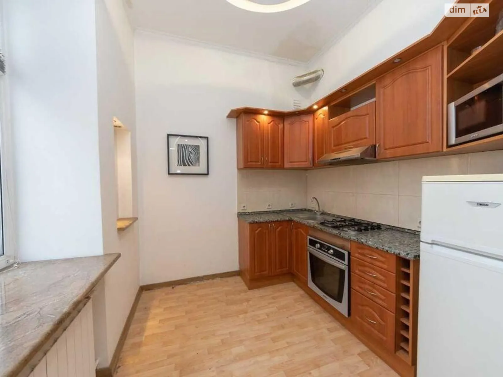 Продается 2-комнатная квартира 48 кв. м в Киеве, ул. Лютеранская, 6 - фото 1
