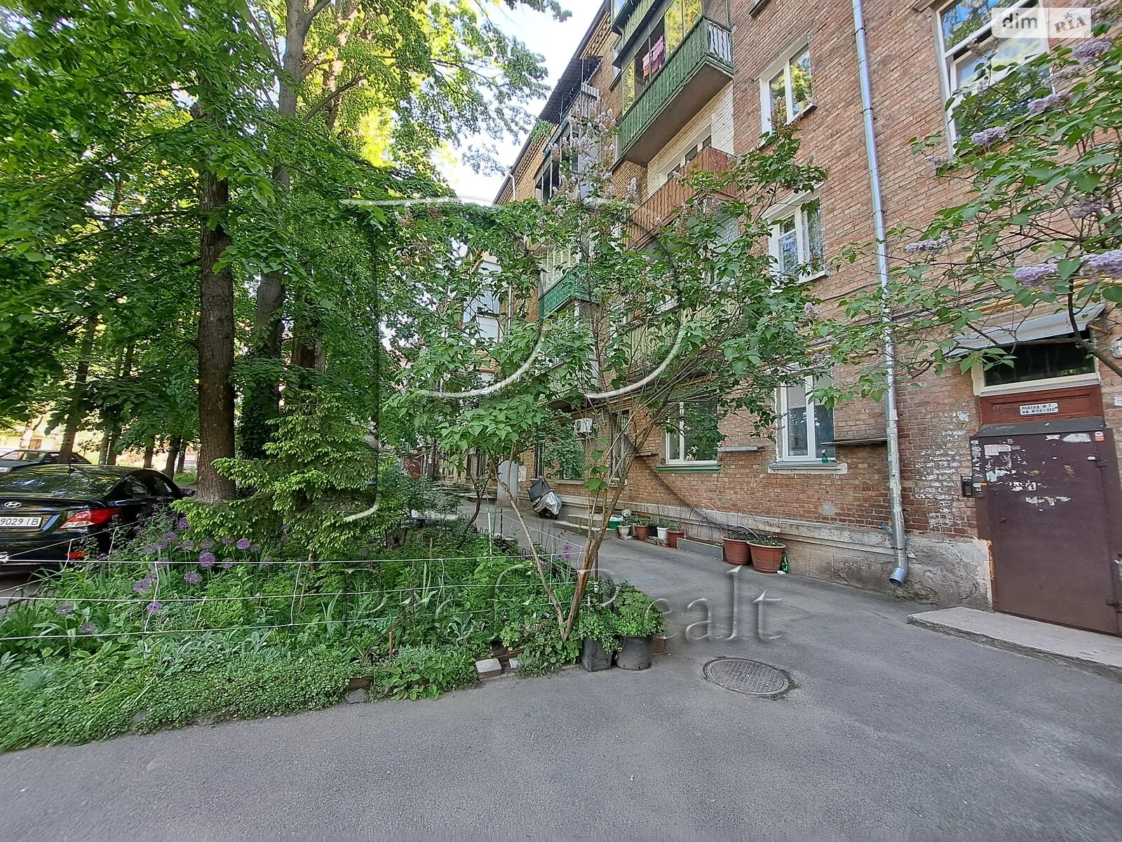 Продается 2-комнатная квартира 45 кв. м в Киеве, ул. Эстонская, 5 - фото 1