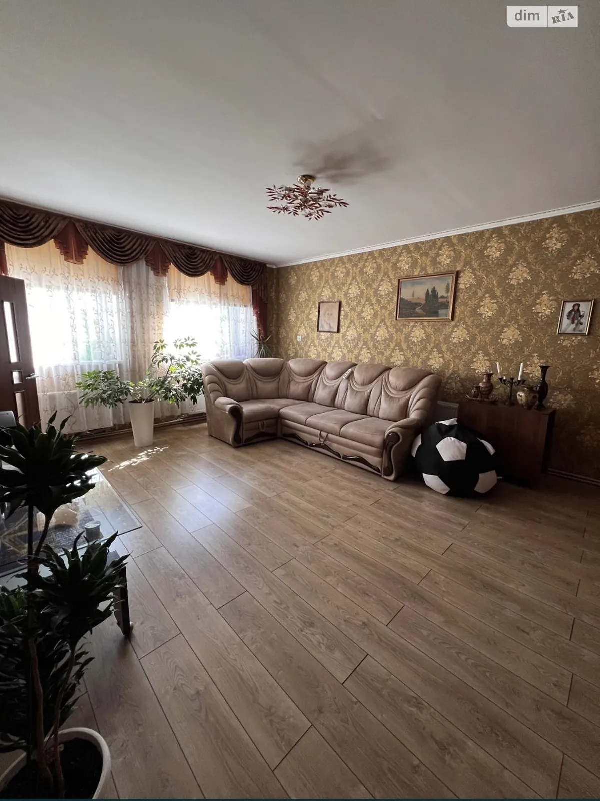 Продається одноповерховий будинок 120 кв. м з балконом, цена: 69500 $ - фото 1