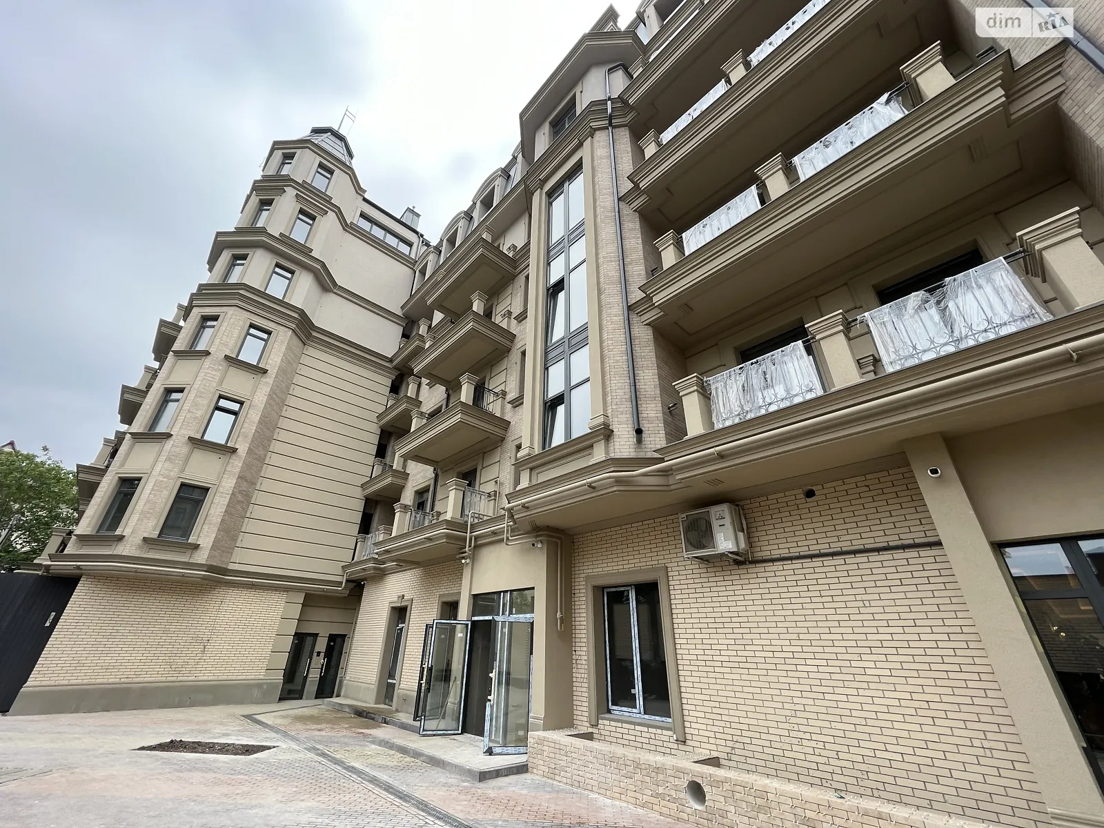 Продается 2-комнатная квартира 72 кв. м в Одессе, Фонтанская дор., 64/1 - фото 1