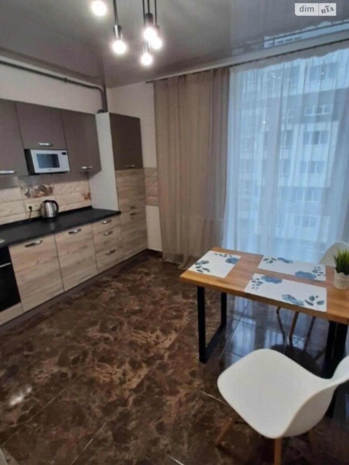 Сдается в аренду 1-комнатная квартира 43 кв. м в Львове - фото 3