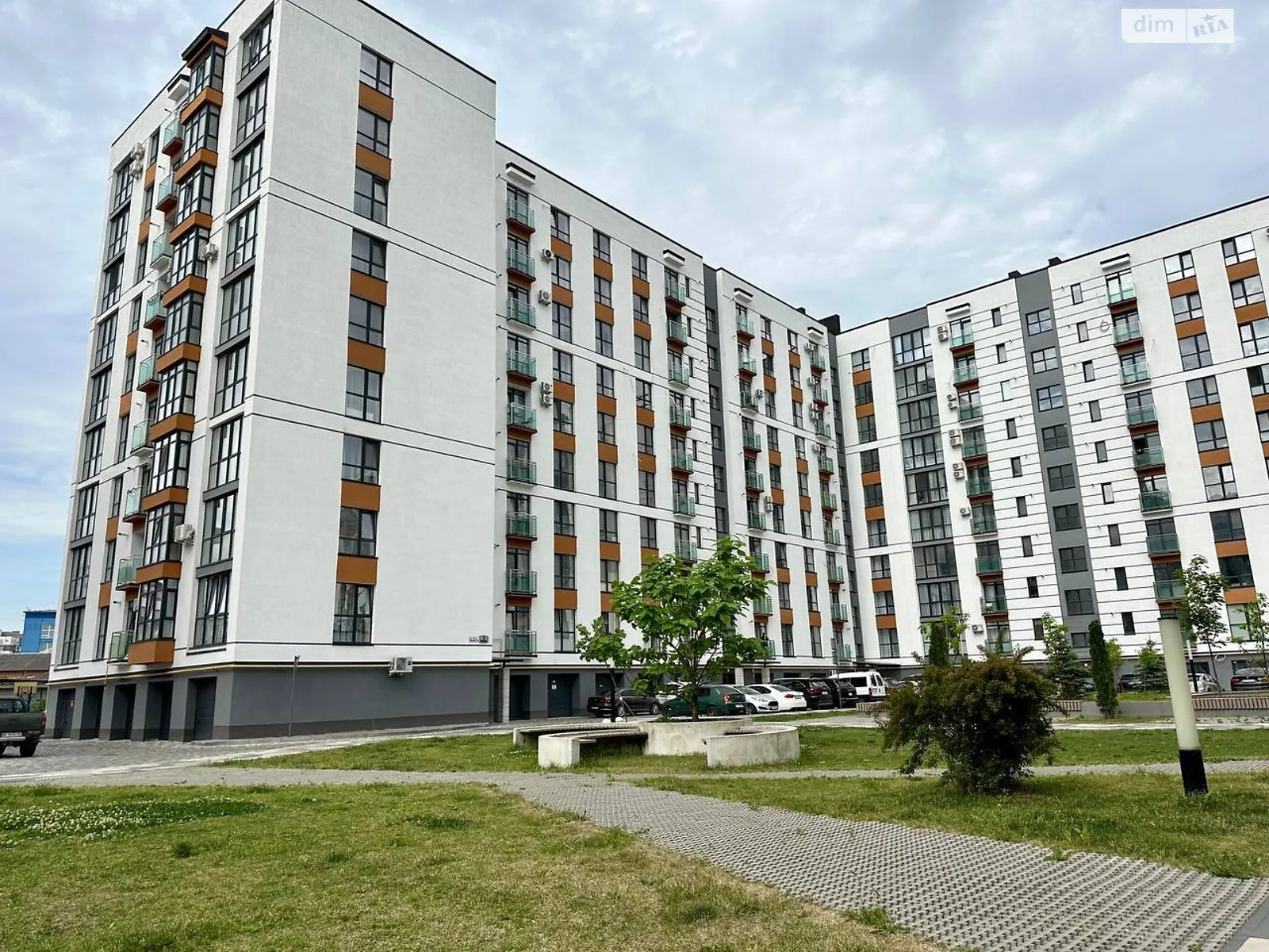 Продается 3-комнатная квартира 84.5 кв. м в Ивано-Франковске, ул. Гетьмана Ивана Мазепы, 164 корпус 3 - фото 1
