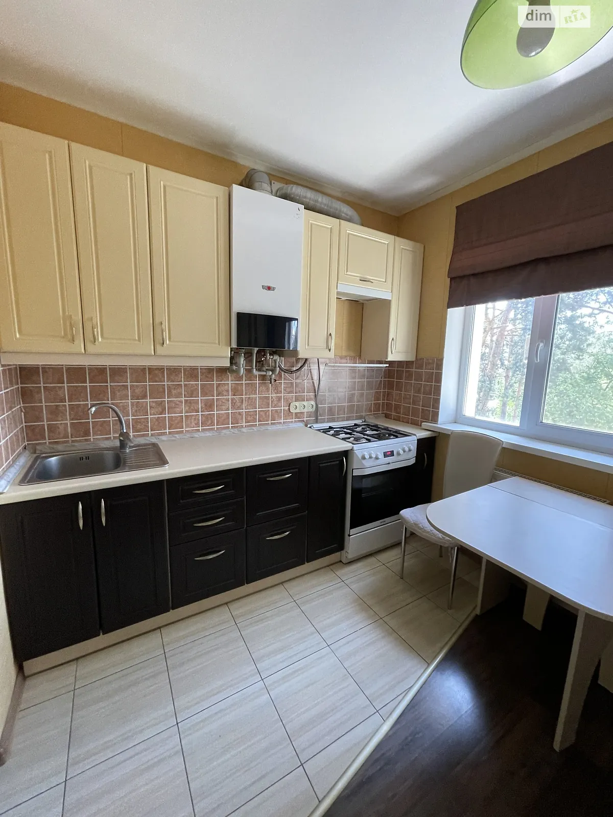 Продається 2-кімнатна квартира 33.5 кв. м у Ірпені, вул. Єрощенка, 18 - фото 1