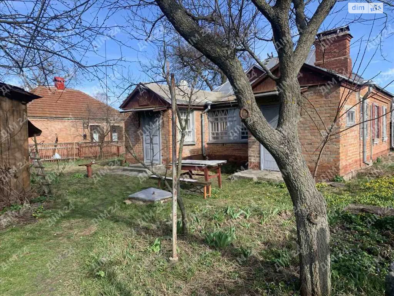 Продається одноповерховий будинок 62.5 кв. м з садом, цена: 37000 $ - фото 1