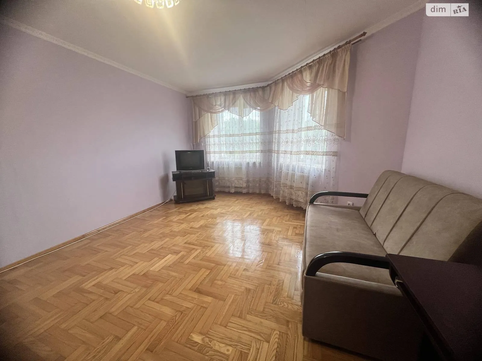 1-кімнатна квартира 43 кв. м у Тернополі - фото 2
