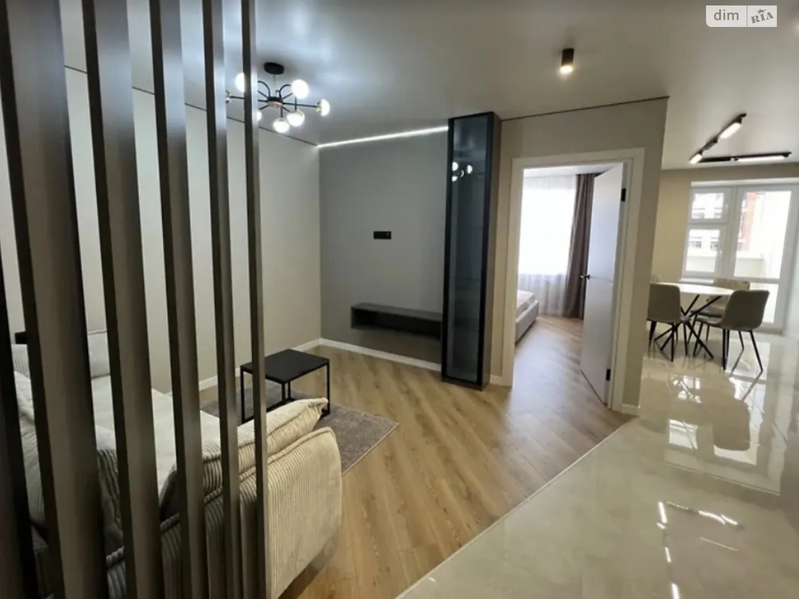 1-комнатная квартира 45 кв. м в Тернополе, ул. Галицкая - фото 1