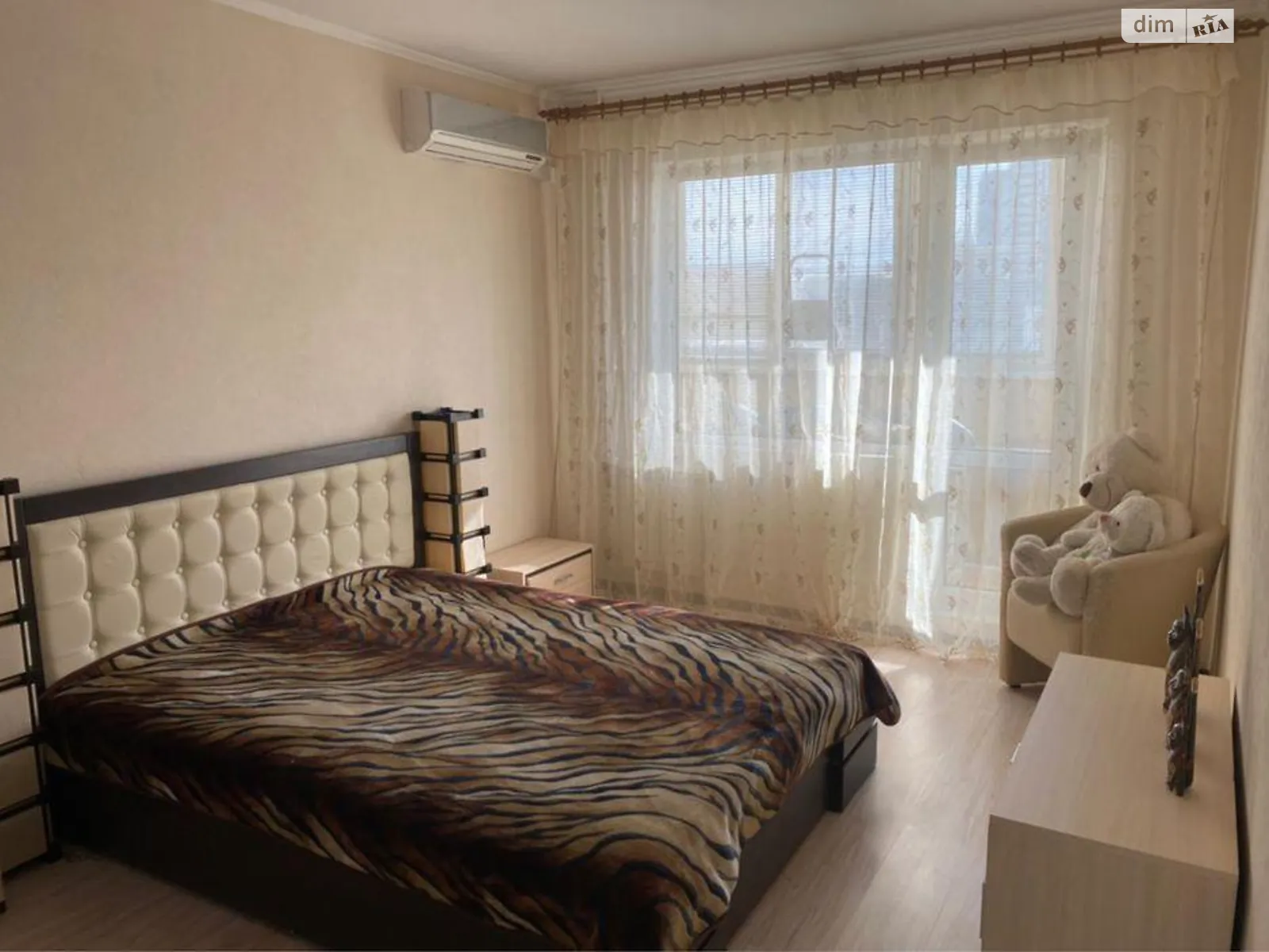 Продается 2-комнатная квартира 62 кв. м в Киеве, ул. Дубровицкая, 10 - фото 1