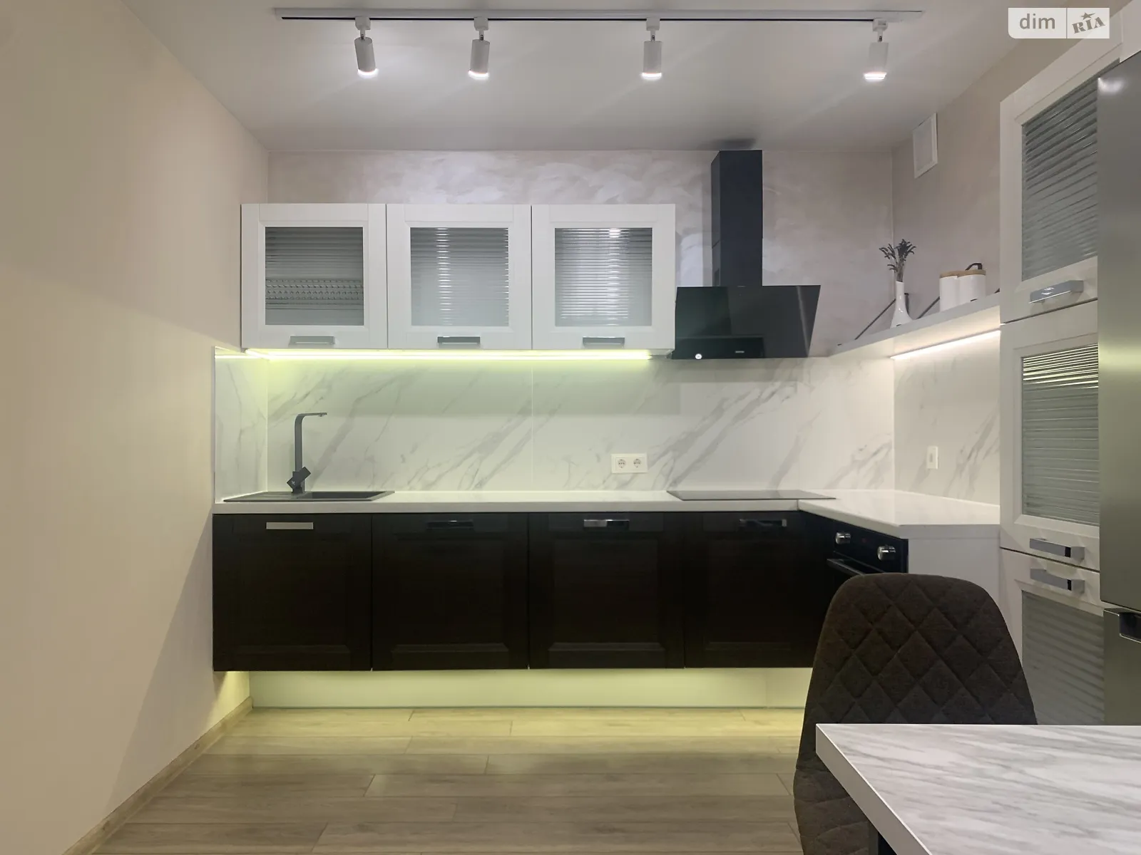 2-комнатная квартира 70 кв. м в Тернополе, ул. Киевская - фото 1