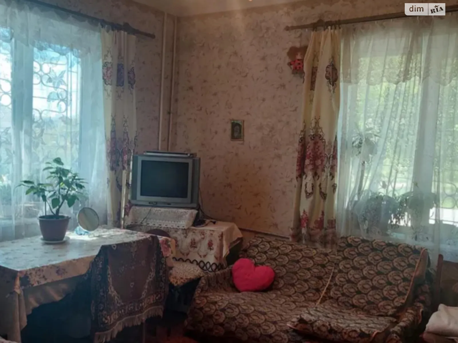 Продается 3-комнатная квартира 65 кв. м в Днепре, ул. Богомаза - фото 1