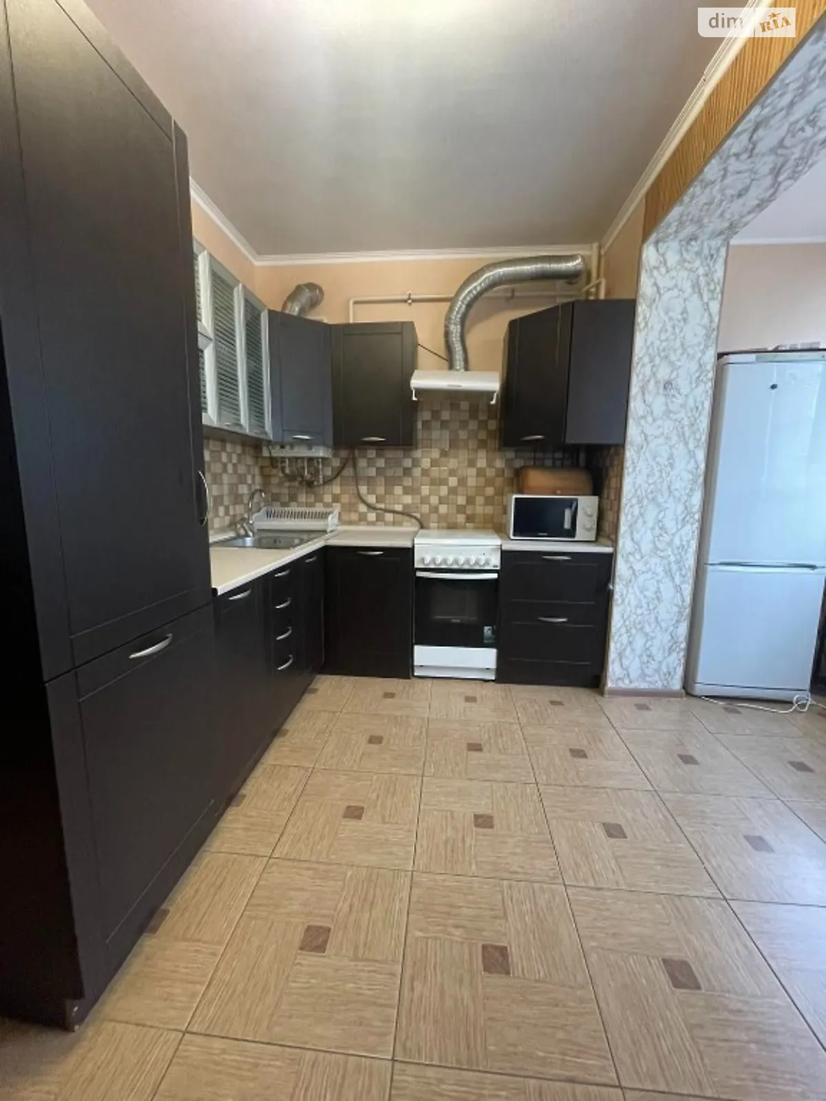 Продается 1-комнатная квартира 39.1 кв. м в Гостомеле, ул. Свято-Покровская(Ленина), 73Б/4 - фото 1
