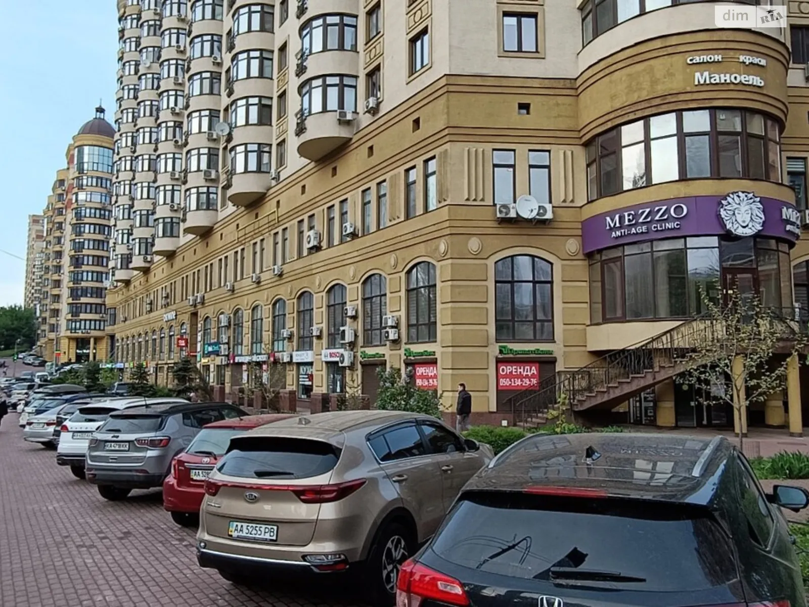 Сдается в аренду помещения свободного назначения 82.9 кв. м в 16-этажном здании, цена: 75000 грн - фото 1