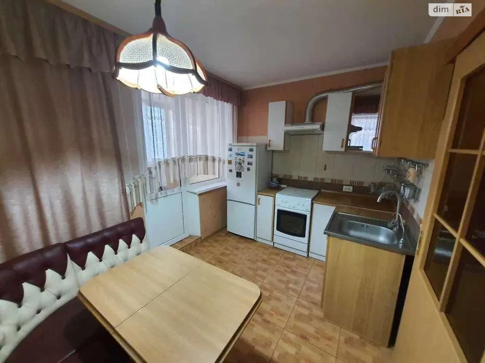 Продается 1-комнатная квартира 40 кв. м в Харькове, ул. Астрономическая - фото 1