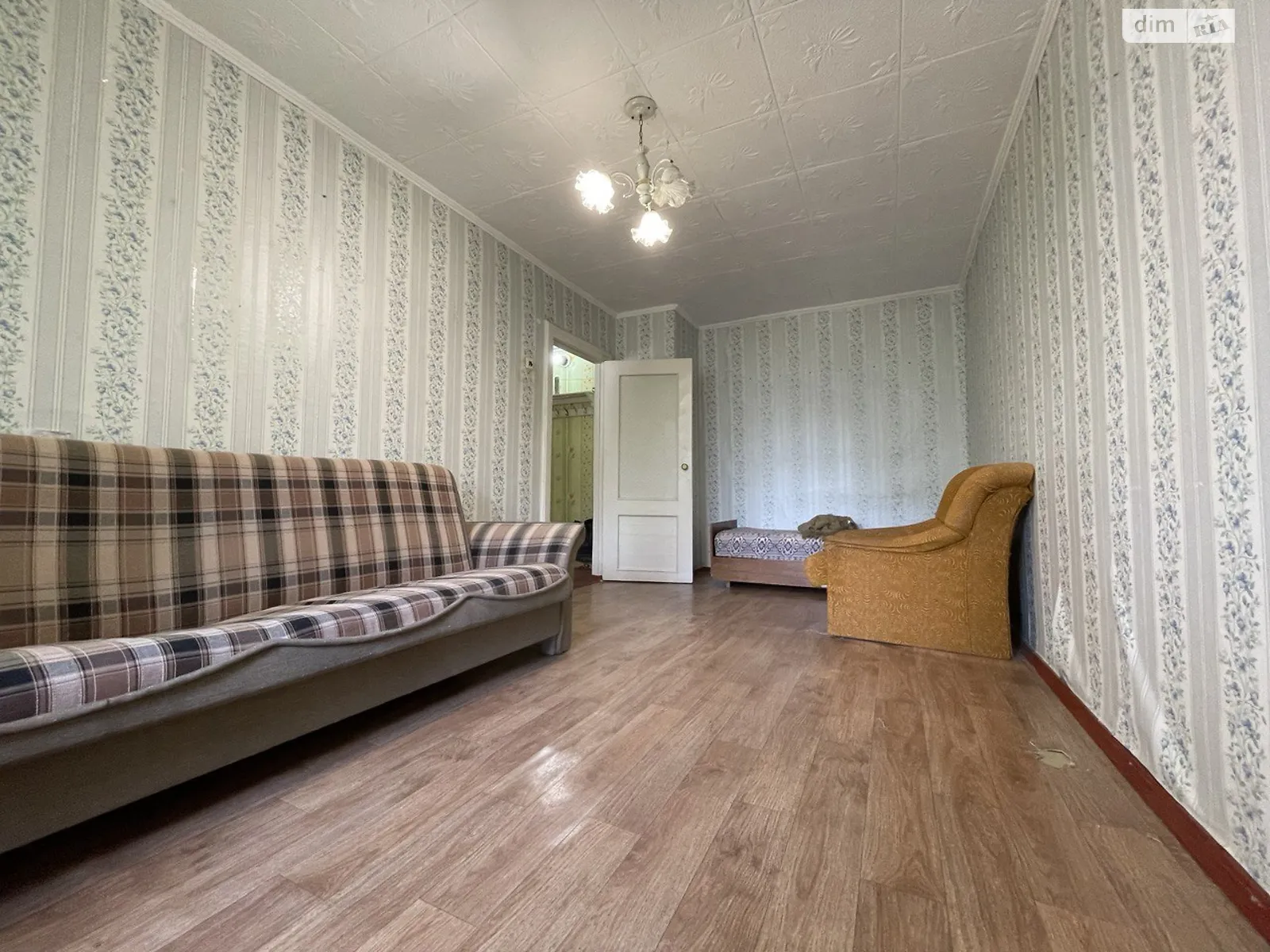 Продается 1-комнатная квартира 32 кв. м в Николаеве, ул. Крылова - фото 1