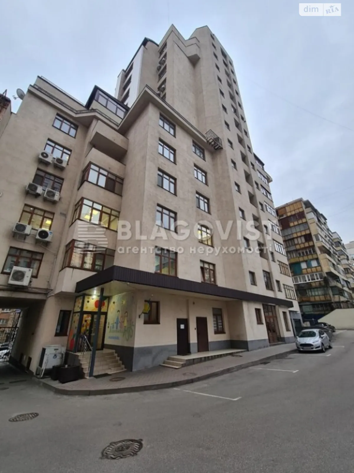 Продается 4-комнатная квартира 156 кв. м в Киеве, ул. Антоновича(Горького), 103 - фото 1