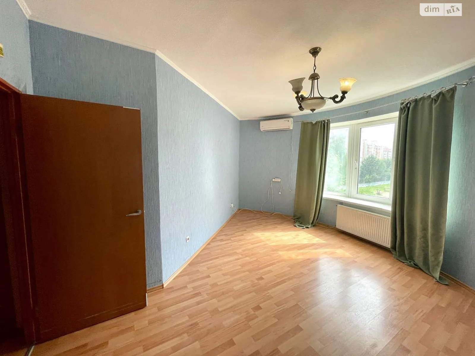 Продается 3-комнатная квартира 93.9 кв. м в Виннице, ул. Зодчих, 8 - фото 1