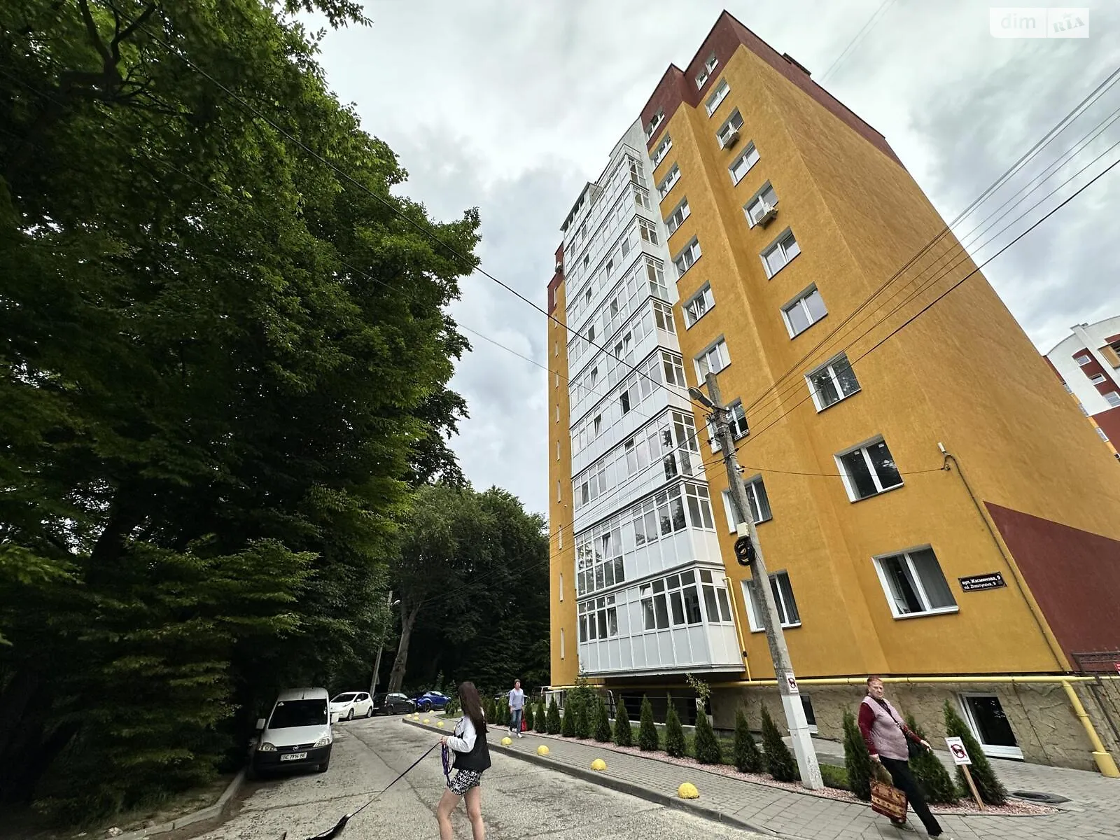 Продается 2-комнатная квартира 70 кв. м в Львове, ул. Жасминовая - фото 1
