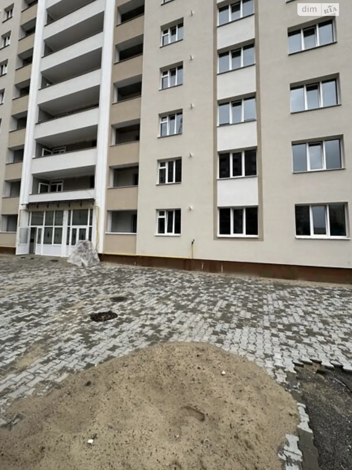 Продается 1-комнатная квартира 45 кв. м в Хмельницком, ул. Кармелюка, 3 - фото 1