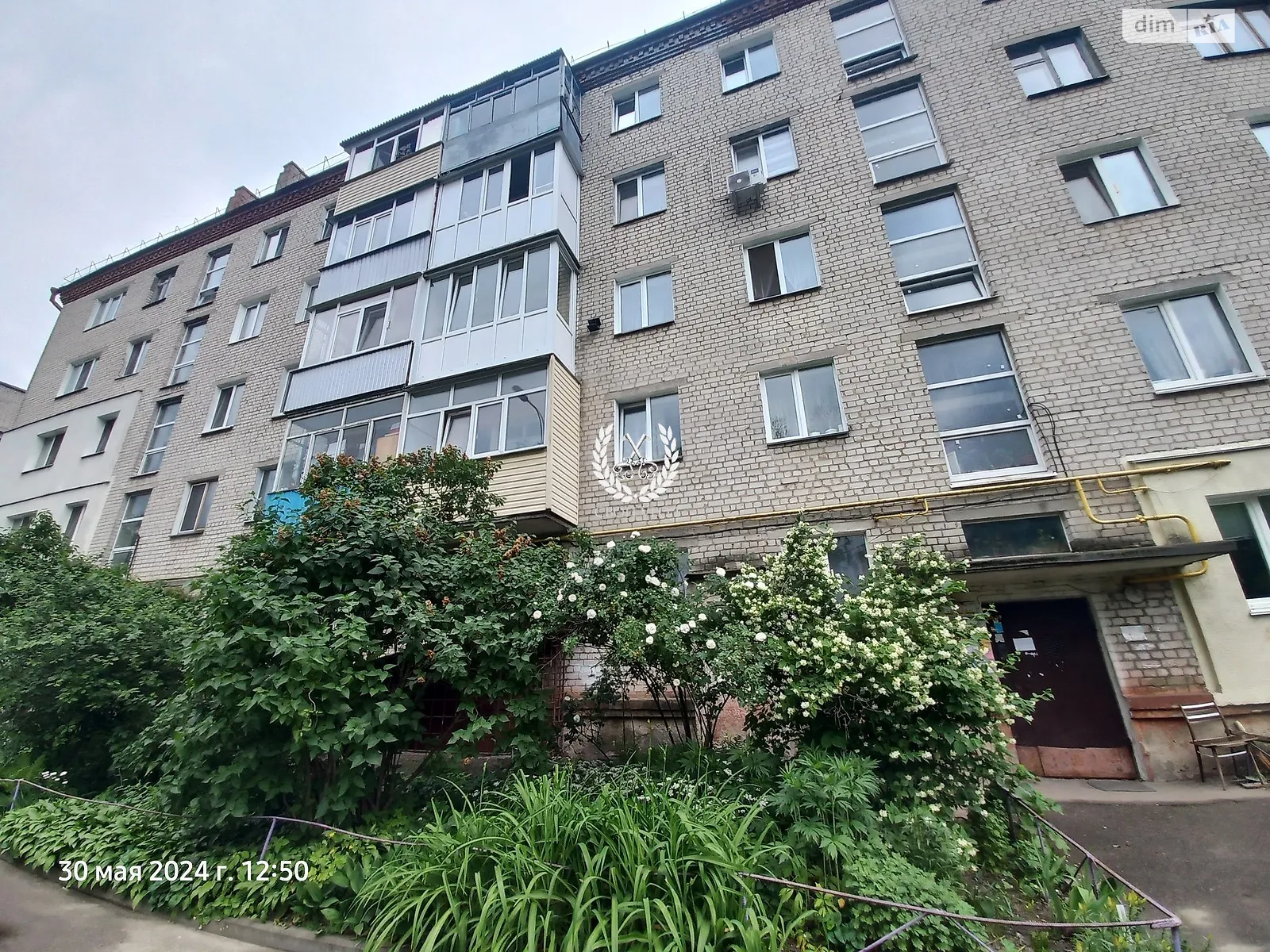 Продается 3-комнатная квартира 58.9 кв. м в Чернигове - фото 1