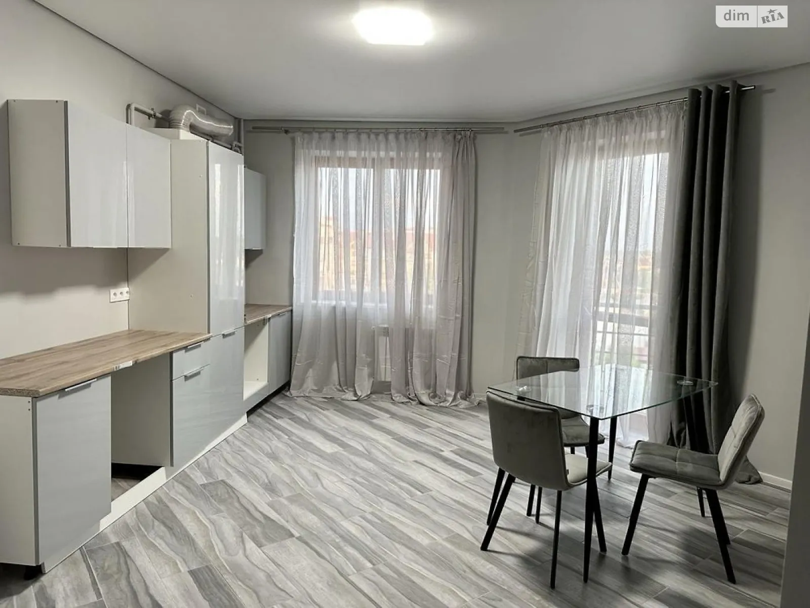 Продается 2-комнатная квартира 71 кв. м в Зимней Воде, цена: 92000 $ - фото 1