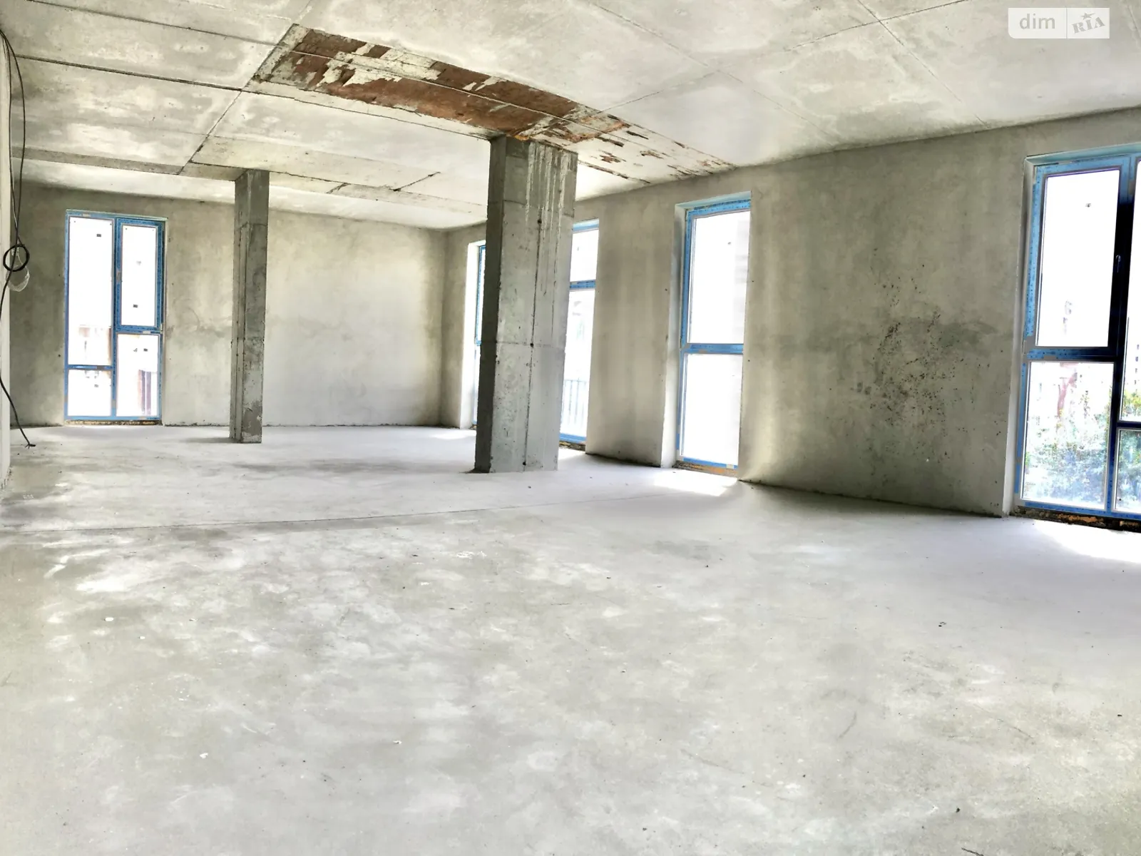Продается офис 73 кв. м в бизнес-центре, цена: 87600 $ - фото 1