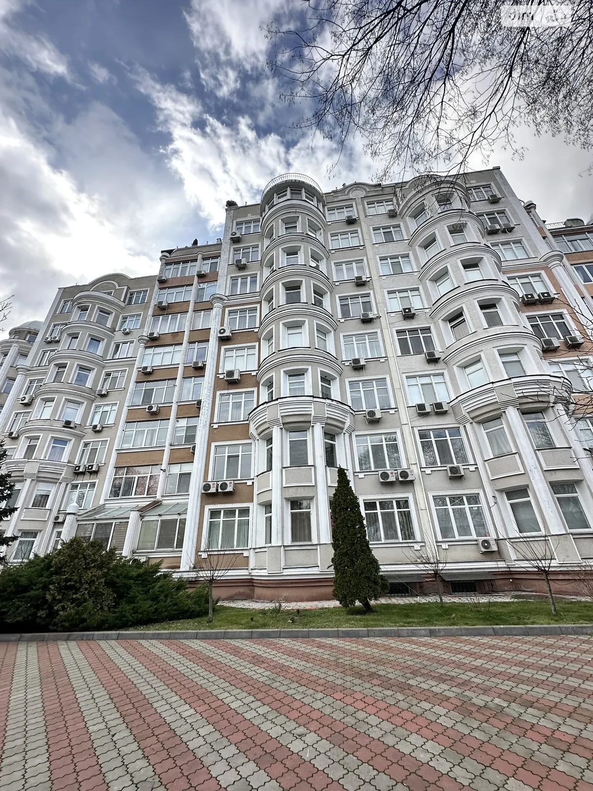 Продается 4-комнатная квартира 175 кв. м в Одессе, пер. Каркашадзе, 3/1 - фото 1