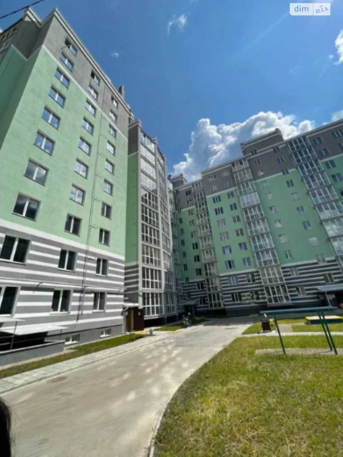 Продается 1-комнатная квартира 52.8 кв. м в Чернигове, ул. Волковича - фото 1
