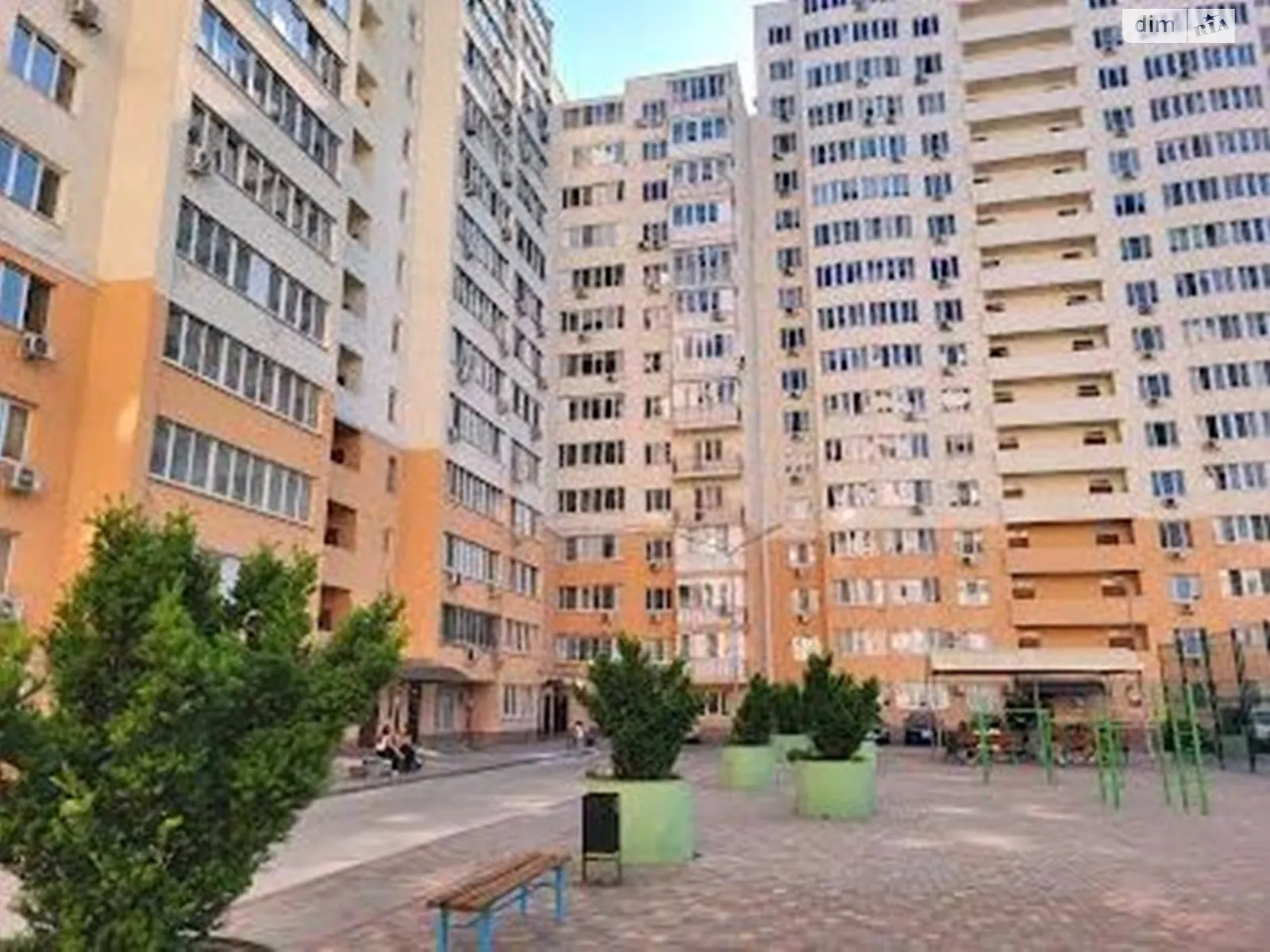 Продается 1-комнатная квартира 39 кв. м в Одессе, ул. Костанди, 162/4 - фото 1