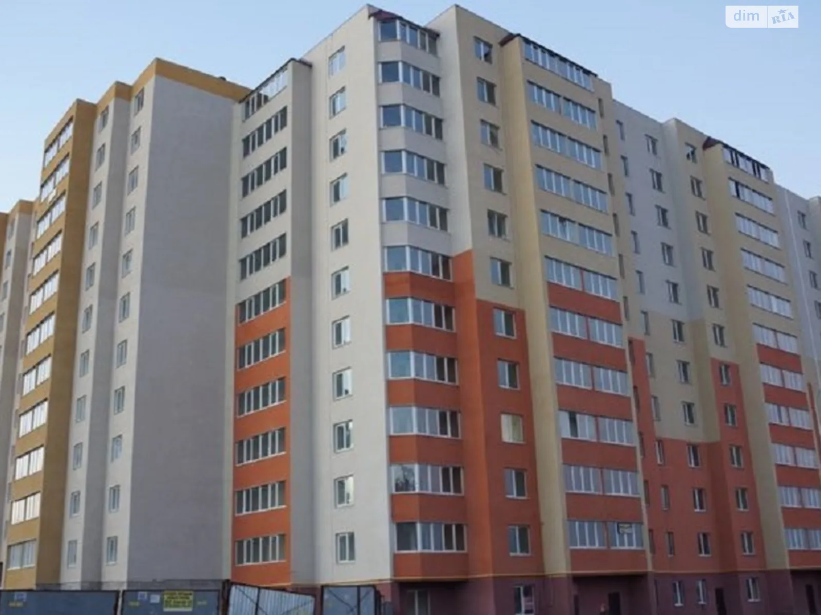 Продается 1-комнатная квартира 50 кв. м в Одессе, ул. Академика Сахарова, 16А - фото 1