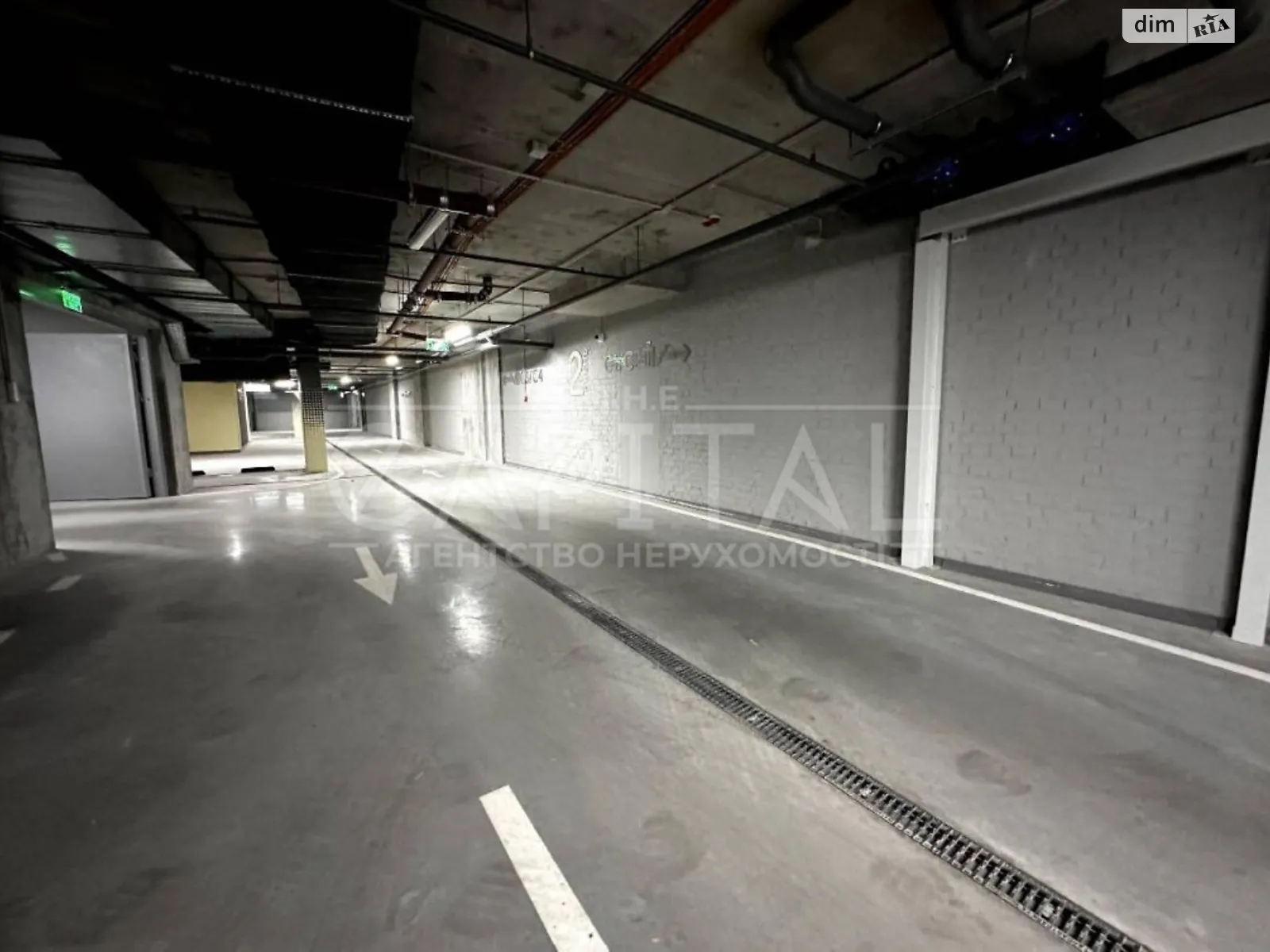 Продается подземный паркинг под легковое авто на 11.64 кв. м, цена: 38100 $