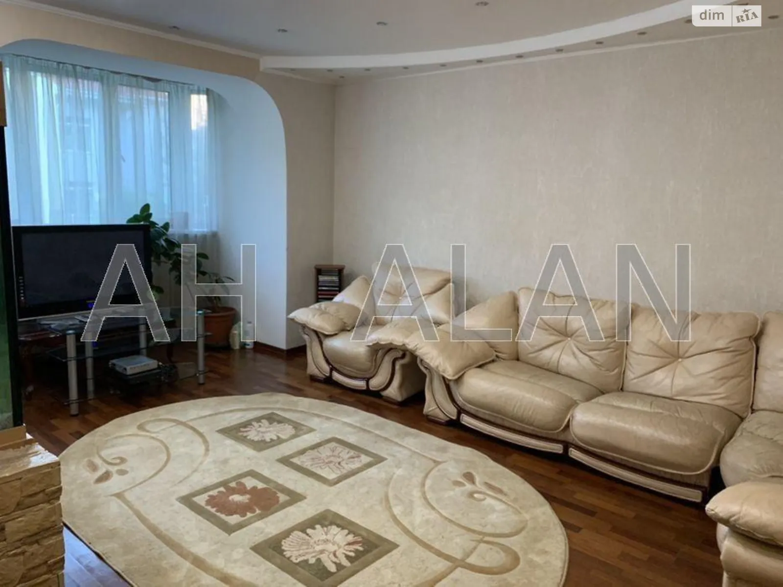 Сдается в аренду 3-комнатная квартира 102 кв. м в Киеве, цена: 23500 грн - фото 1
