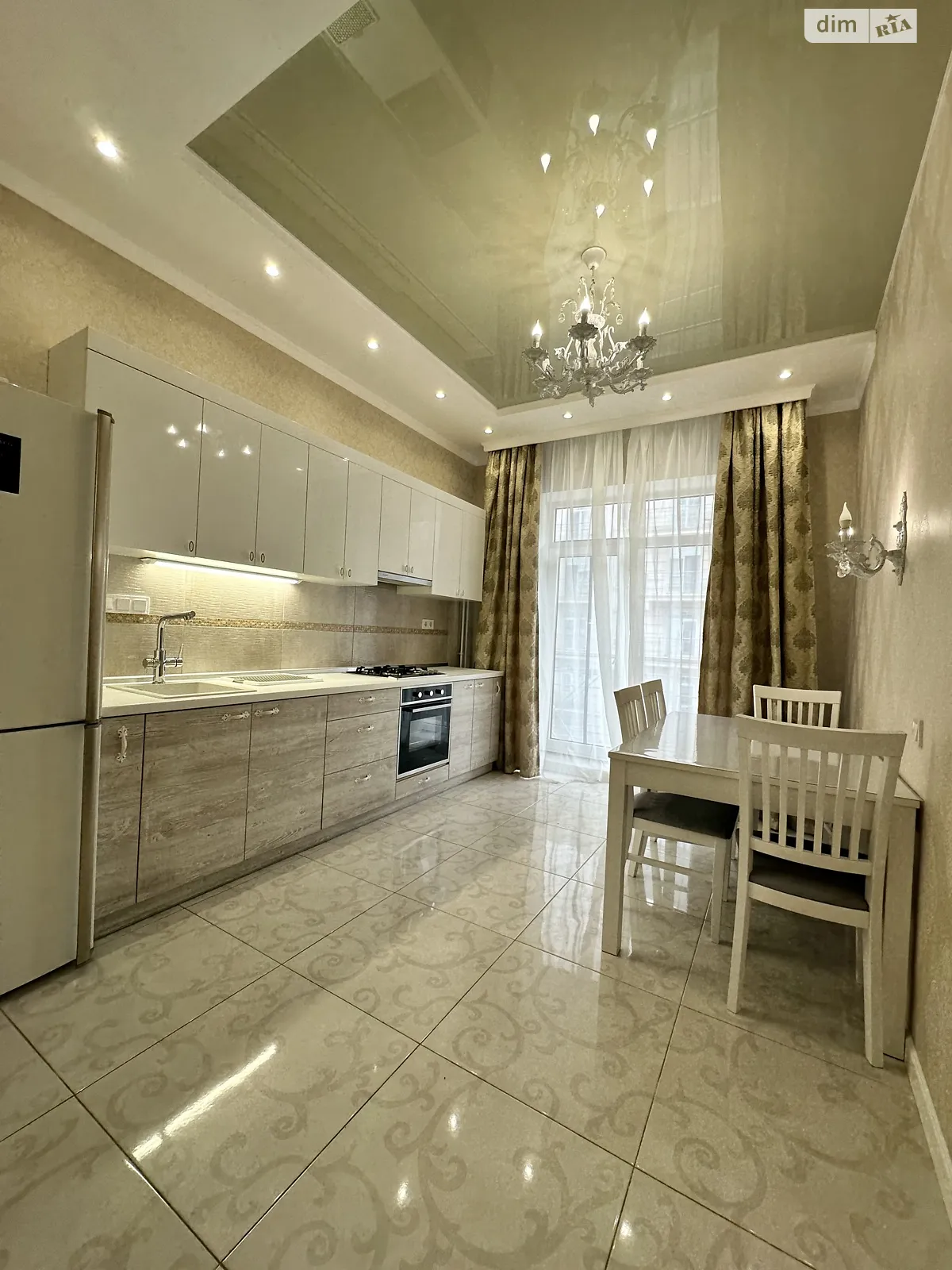Продается 1-комнатная квартира 41.4 кв. м в Одессе, цена: 80000 $